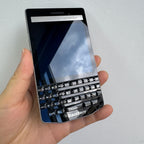 BlackBerry Porsche P9983