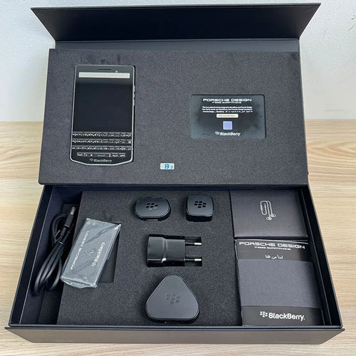BlackBerry Porsche P9983