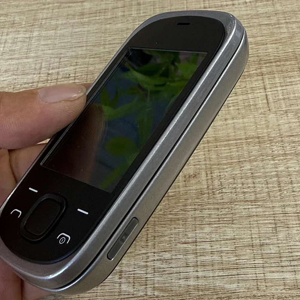 Nokia 7230