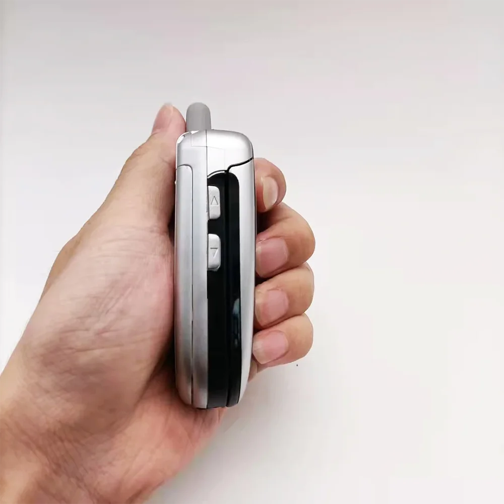 Motorola V180