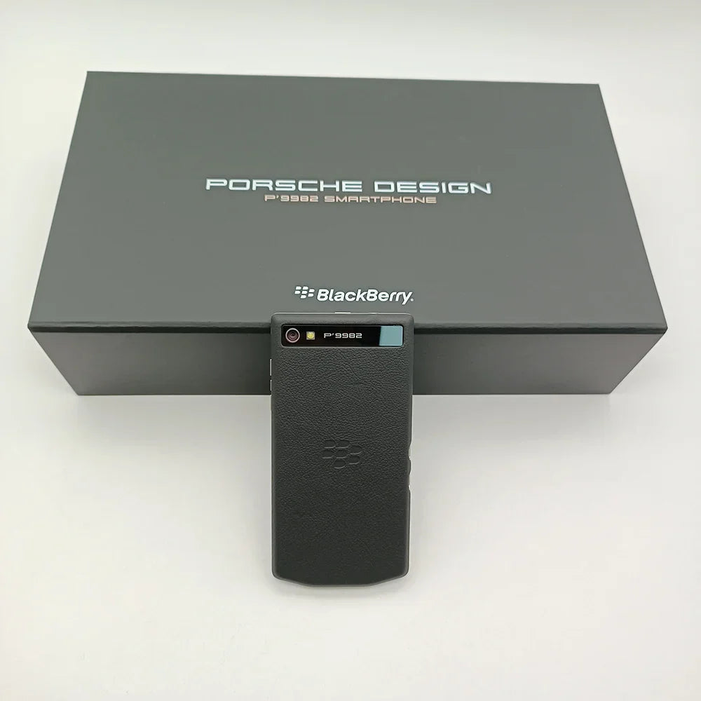 BlackBerry Porsche P9982