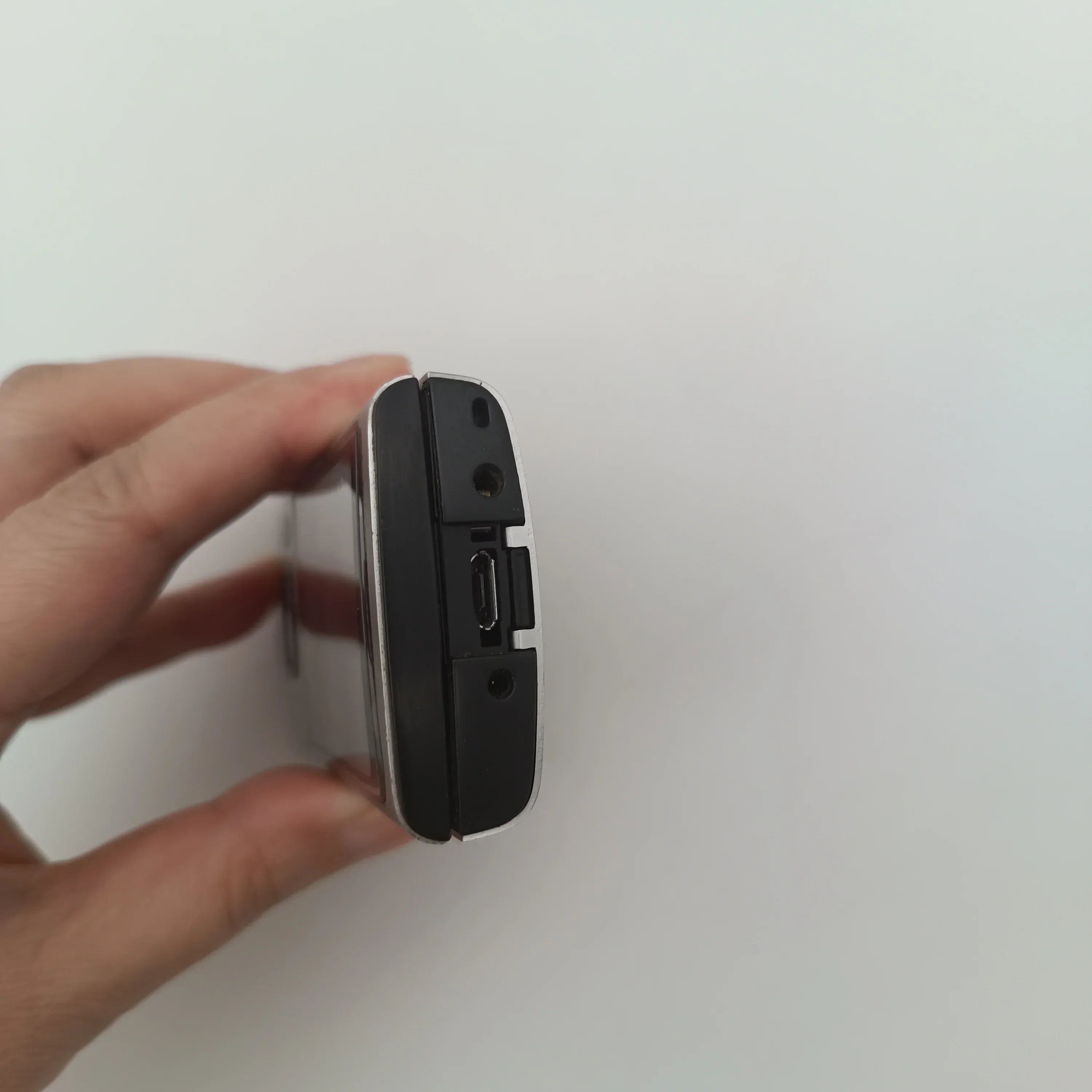 Nokia 6700 slide